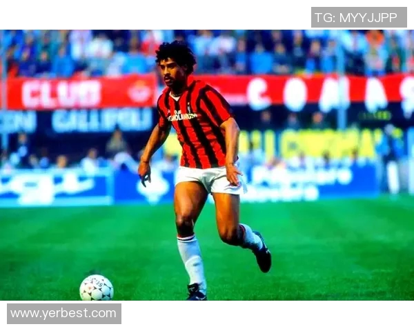 世界足球30号球星盘点:从经典传奇到现代巨星的风采展现 世界足球30号球星盘点:从经典传奇到现代巨星的风采展现