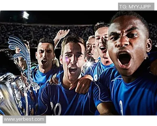 27足球球星全景解析:从年轻新星到世界级巨星的成长之路 27足球球星全景解析:从年轻新星到世界级巨星的成长之路